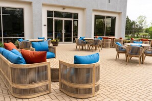 Terrace/patio - Hampton Inn & Suites Leesburg (Leesburg)