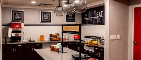 Free daily buffet breakfast