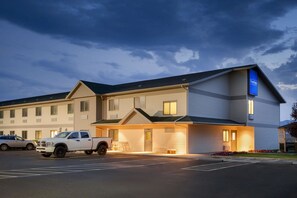 Exterior - Travelodge by Wyndham Milford (Milford)