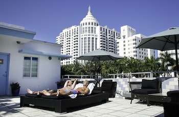 Sundeck at Aqua Hotel & Suites