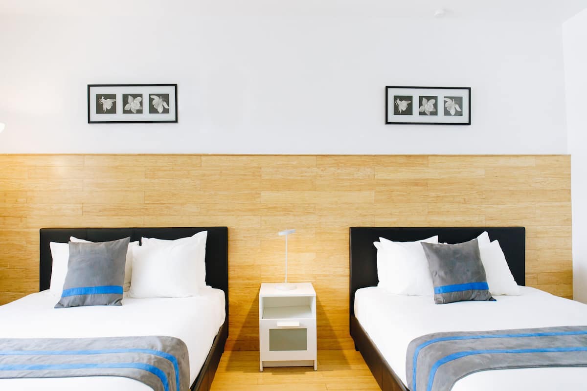 Premium bedding, in-room safe, desk, laptop workspace