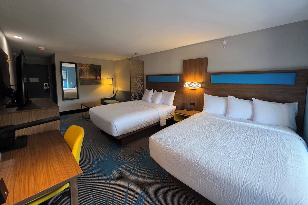 Studio Suite, 2 Queen Beds, Non Smoking | Pillowtop beds, desk, iron/ironing board (on request), WiFi (free)