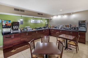 Free daily buffet breakfast