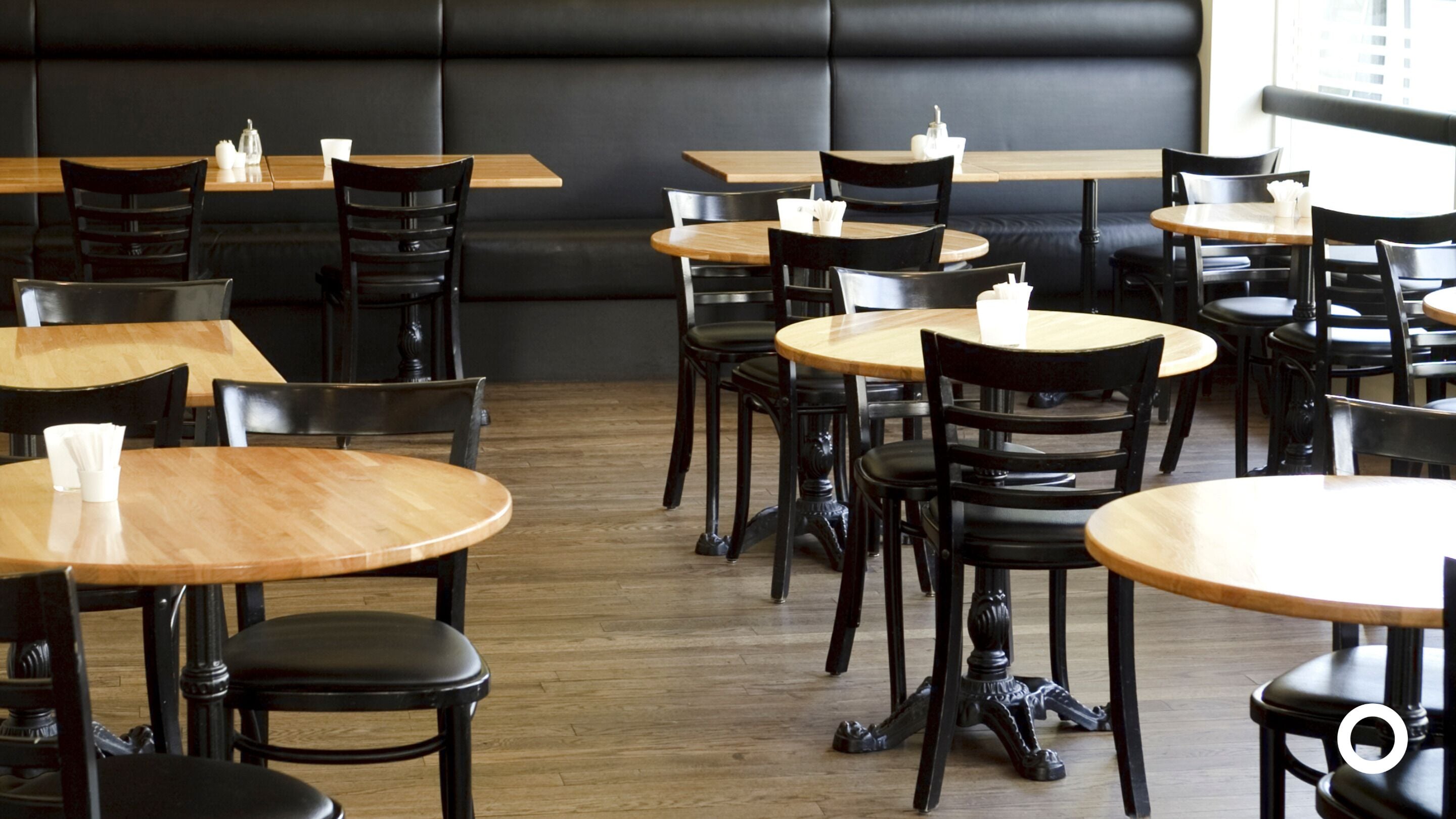 daily buffet breakfast (eur 25 per person)