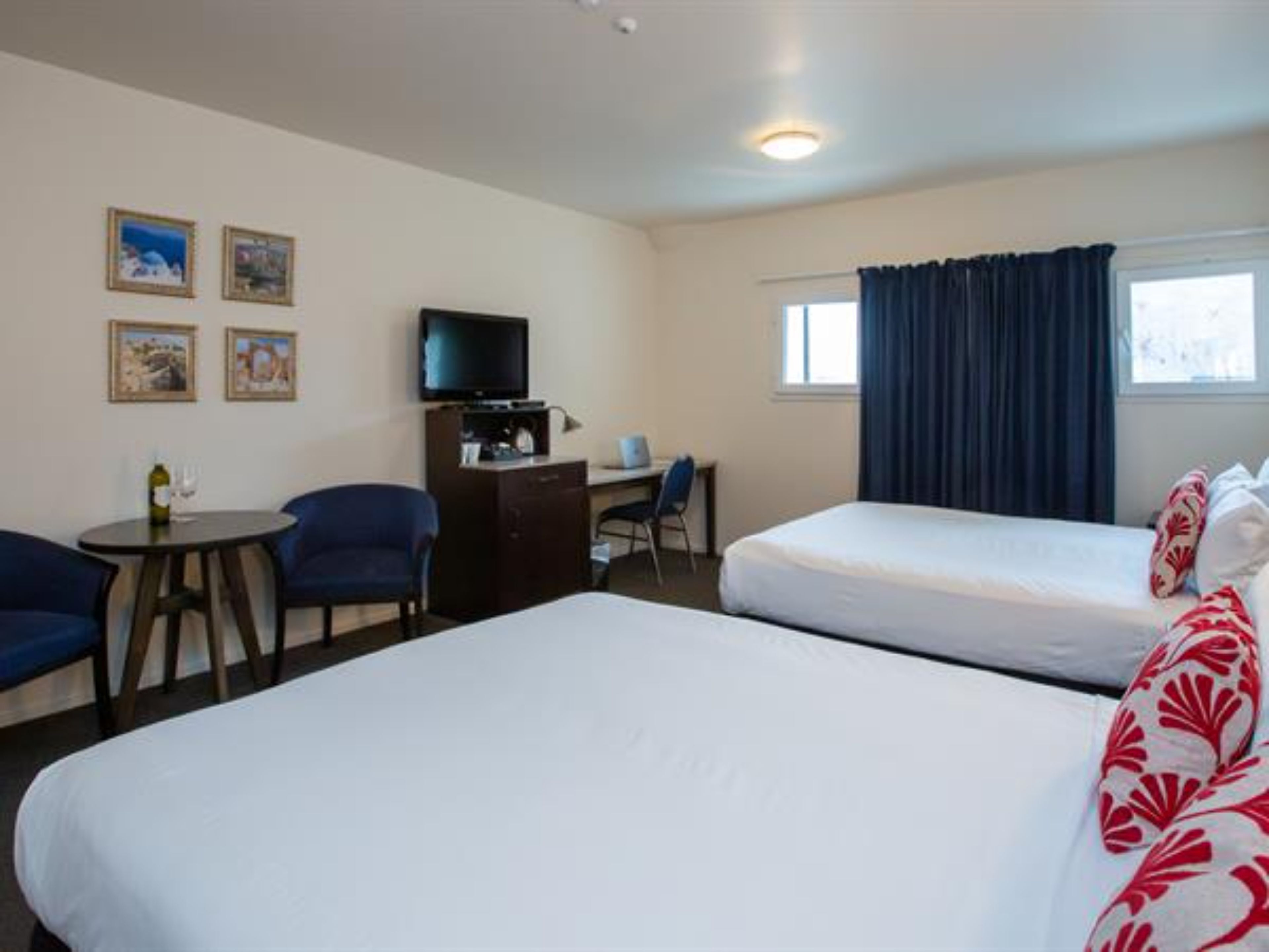 studio, 2 queen beds | desk, iron/ironing board, free wifi, bed sheets