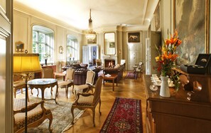 Salón