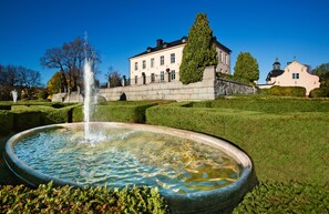 Fountain - Hesselby Slott (Vallingby)