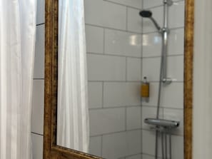 Bathroom - Hotel Victoria (Skelleftea)