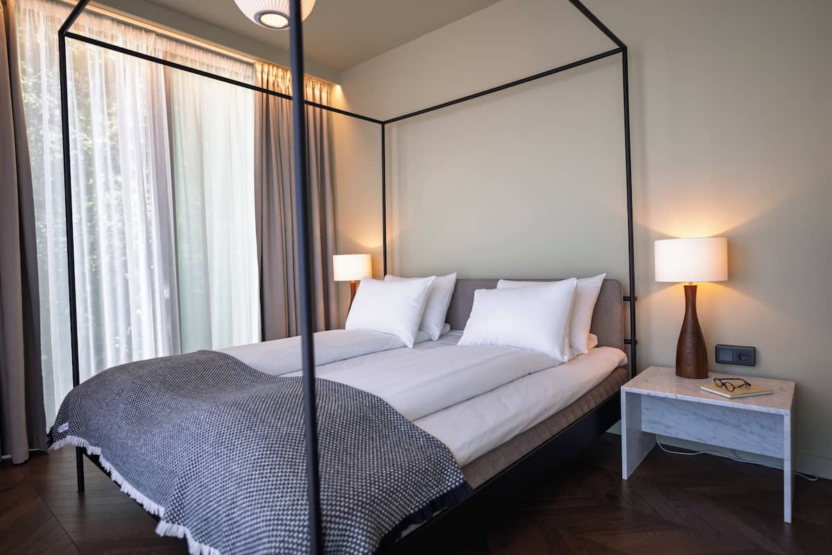 Suite | 1 Schlafzimmer, Minibar, Zimmersafe, Schreibtisch