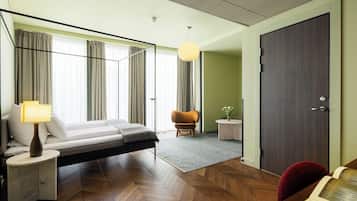 Superior Double Room | Minibar, in-room safe, desk, free WiFi