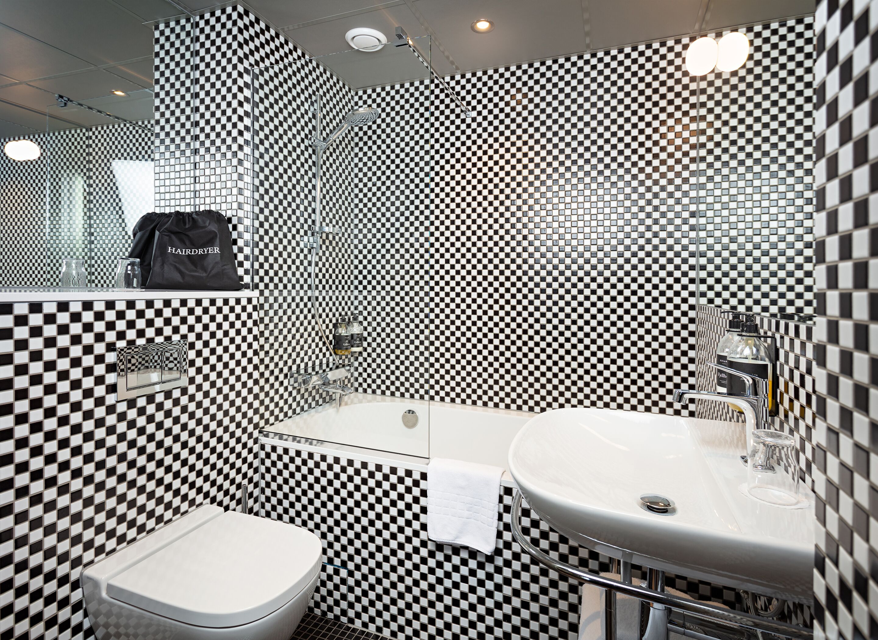 superior double room | bathroom | free toiletries, hair dryer, towels