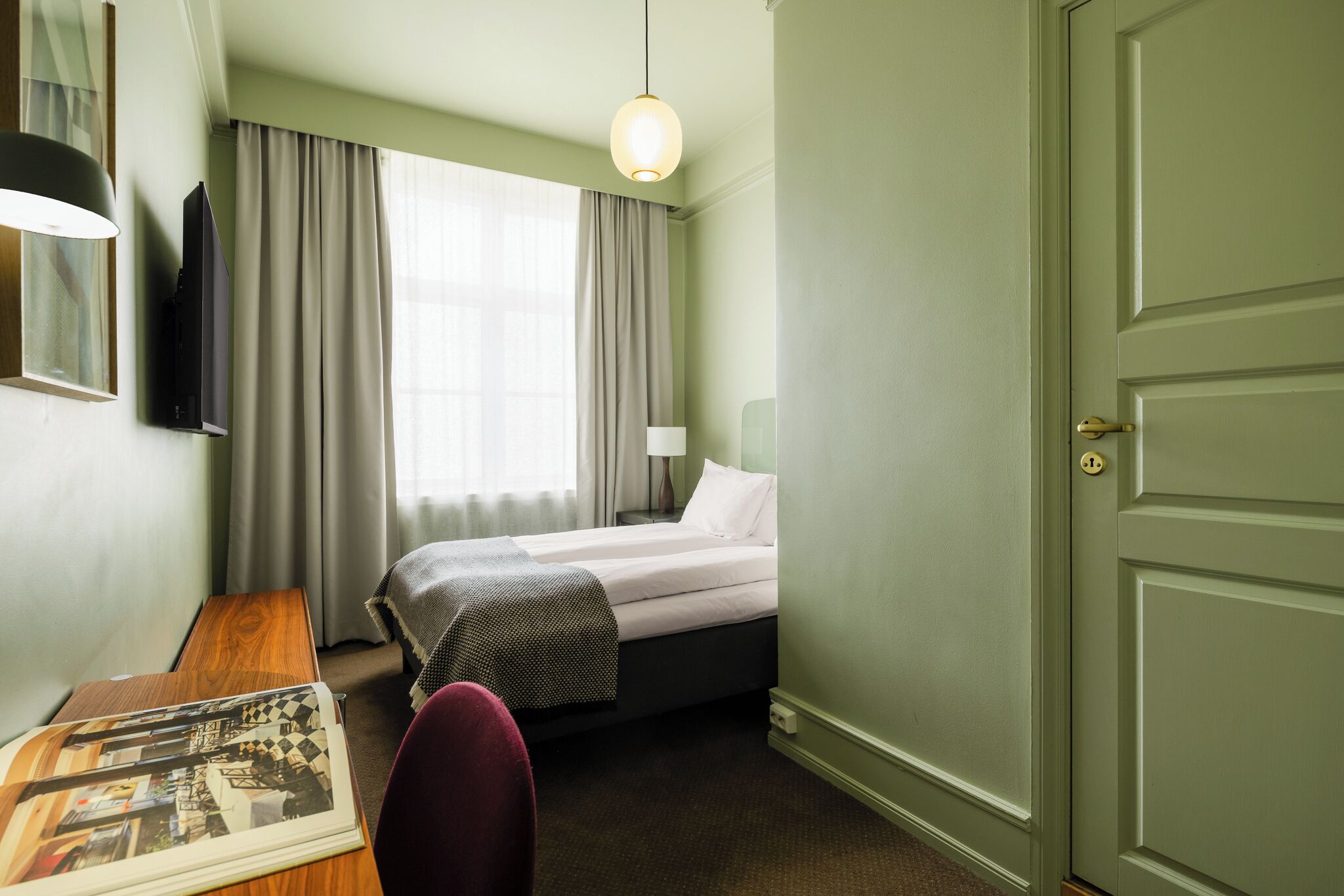 Dobbeltrom Cozy | Minibar, safe på rommet, skrivebord og wi-fi (inkludert)