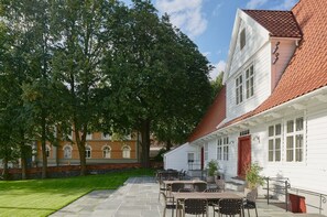 Double Room Garden - Villa | Minibar, in-room safe, desk, free WiFi - Grand Hotel Terminus (Bergen)