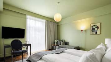 Chambre Deluxe | Minibar, coffres-forts dans les chambres, bureau, Wi-Fi gratuit