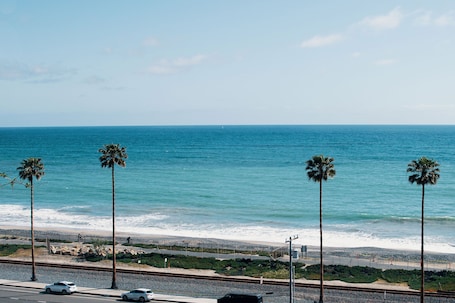 Beach/ocean view