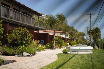 Hotel Exterior at Capistrano Coast House