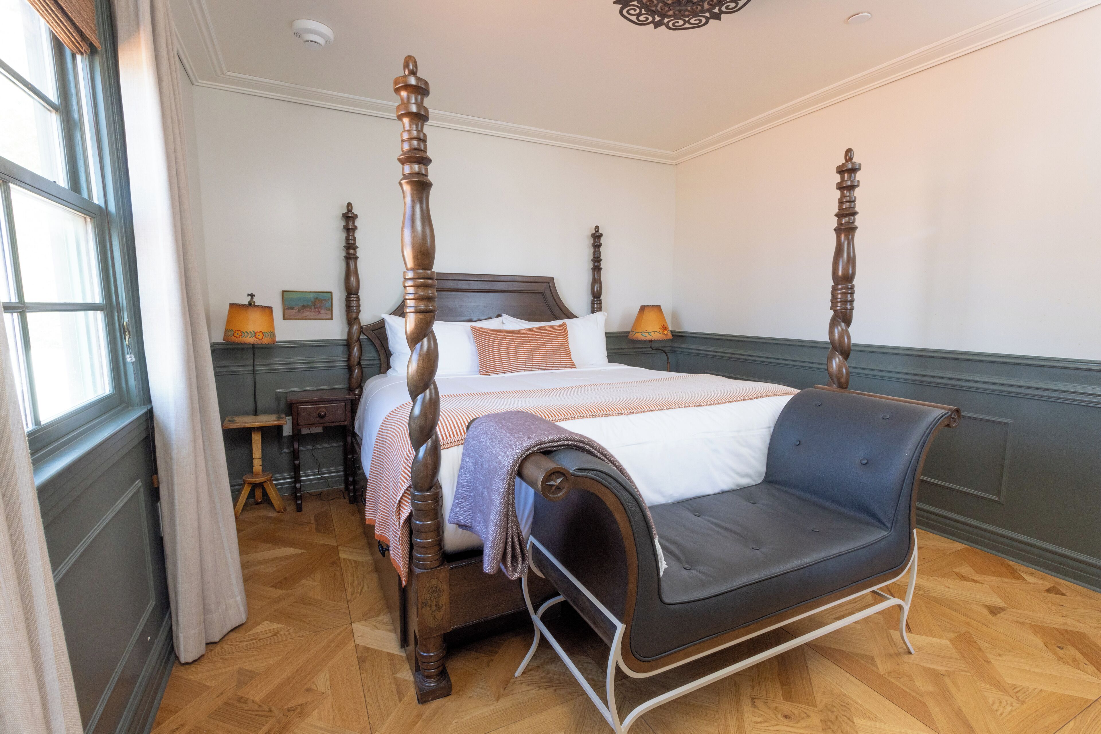 Ropa de cama de alta calidad y colchones con pillow-top 