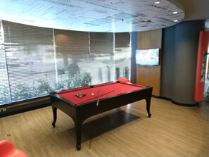 Sports bar
