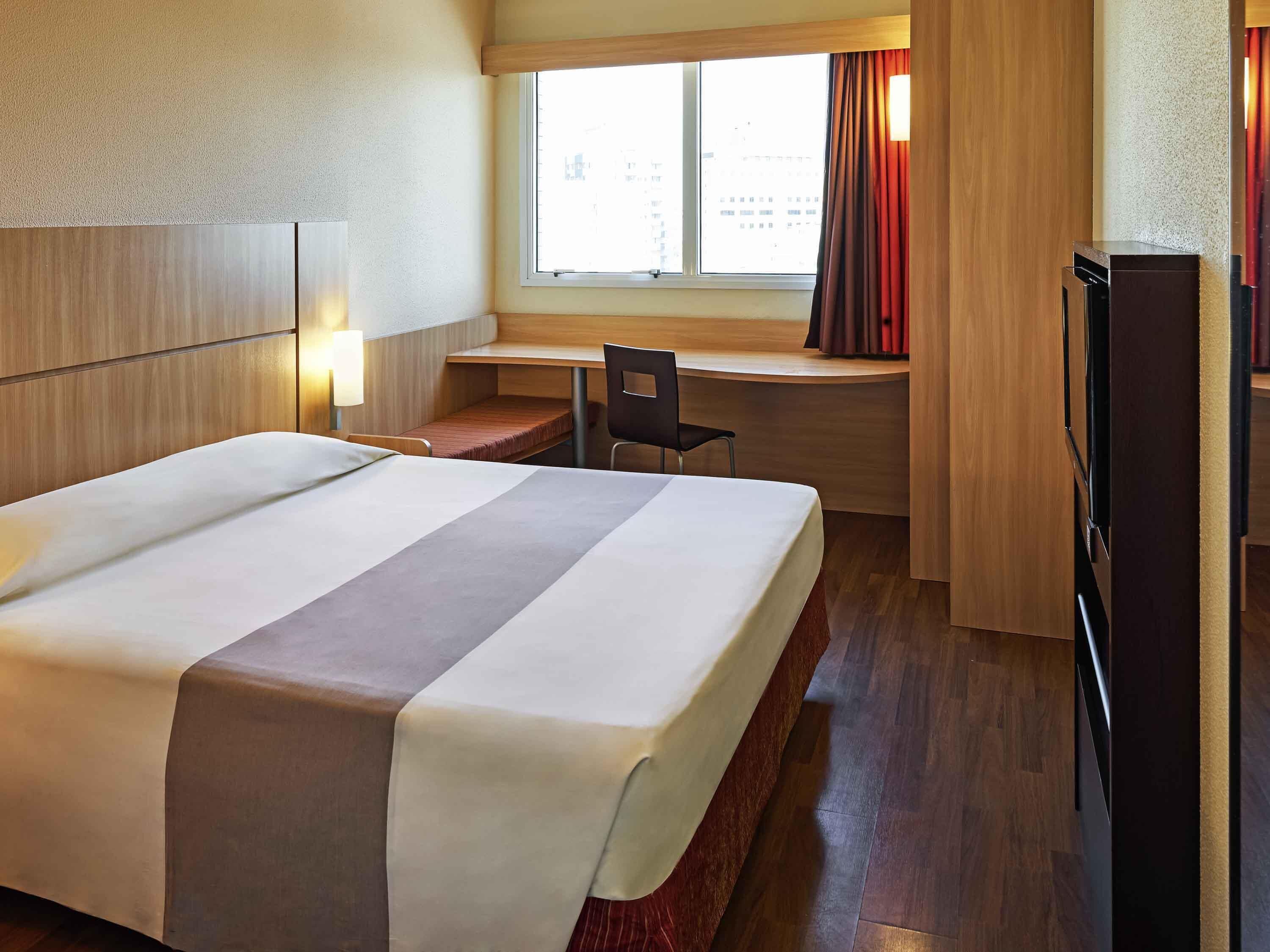 minibar, in-room safe, desk, blackout curtains