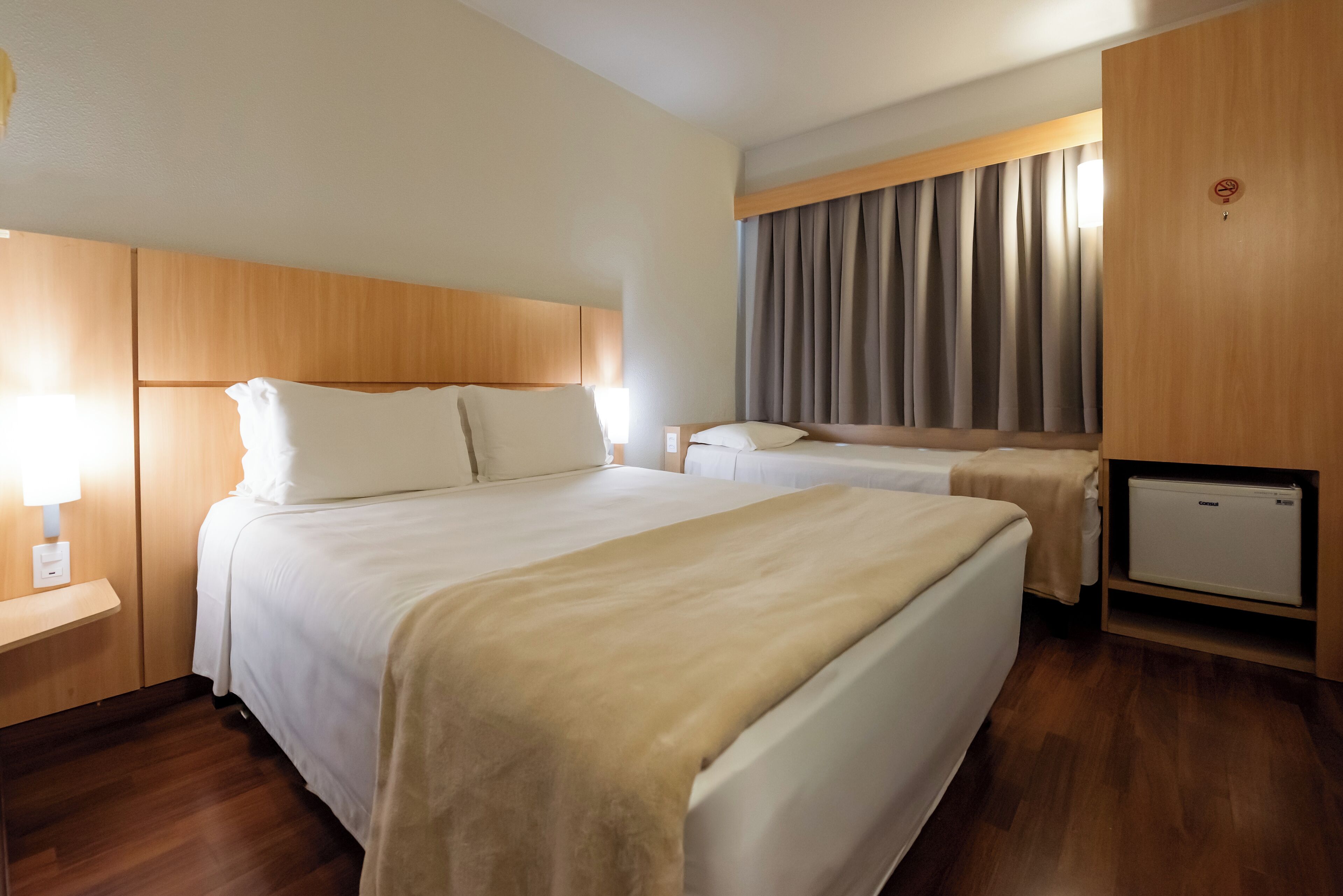 Standard Room, Multiple Beds | Minibar, in-room safe, desk, blackout drapes