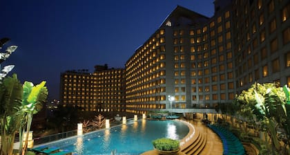 Harbour Plaza Metropolis
