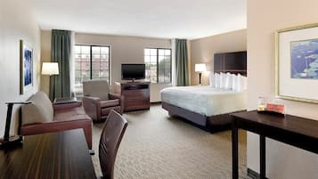 Standard Studio Suite, 1 King Bed with Sofa bed | Premium bedding, in-room safe, desk, laptop workspace