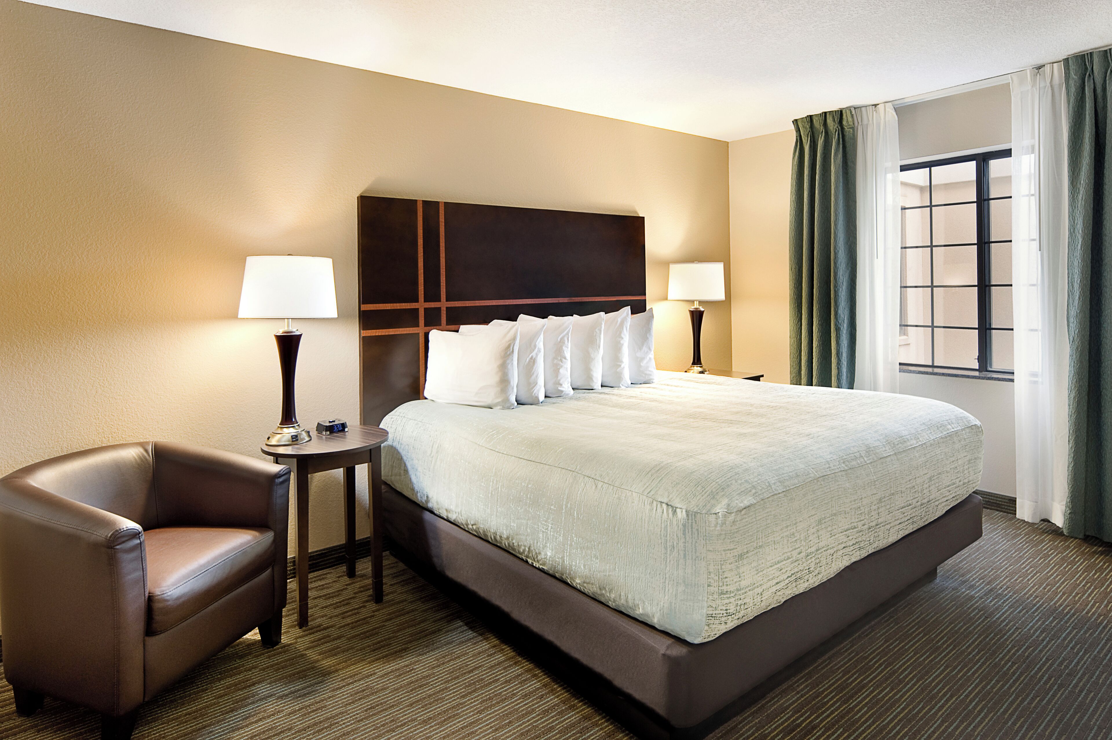 Premium bedding, in-room safe, desk, laptop workspace