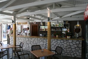 Poolside bar
