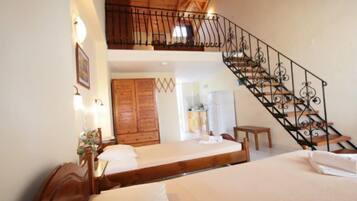 Egyptian cotton sheets, iron/ironing board