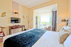 Superior-Doppelzimmer, Balkon, Meerblick | Minibar, Zimmersafe, kostenloses WLAN