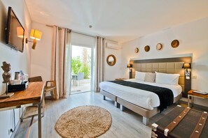 Habitación Confort doble, en edificio anexo | 1 dormitorio, minibar, caja fuerte y wifi gratis