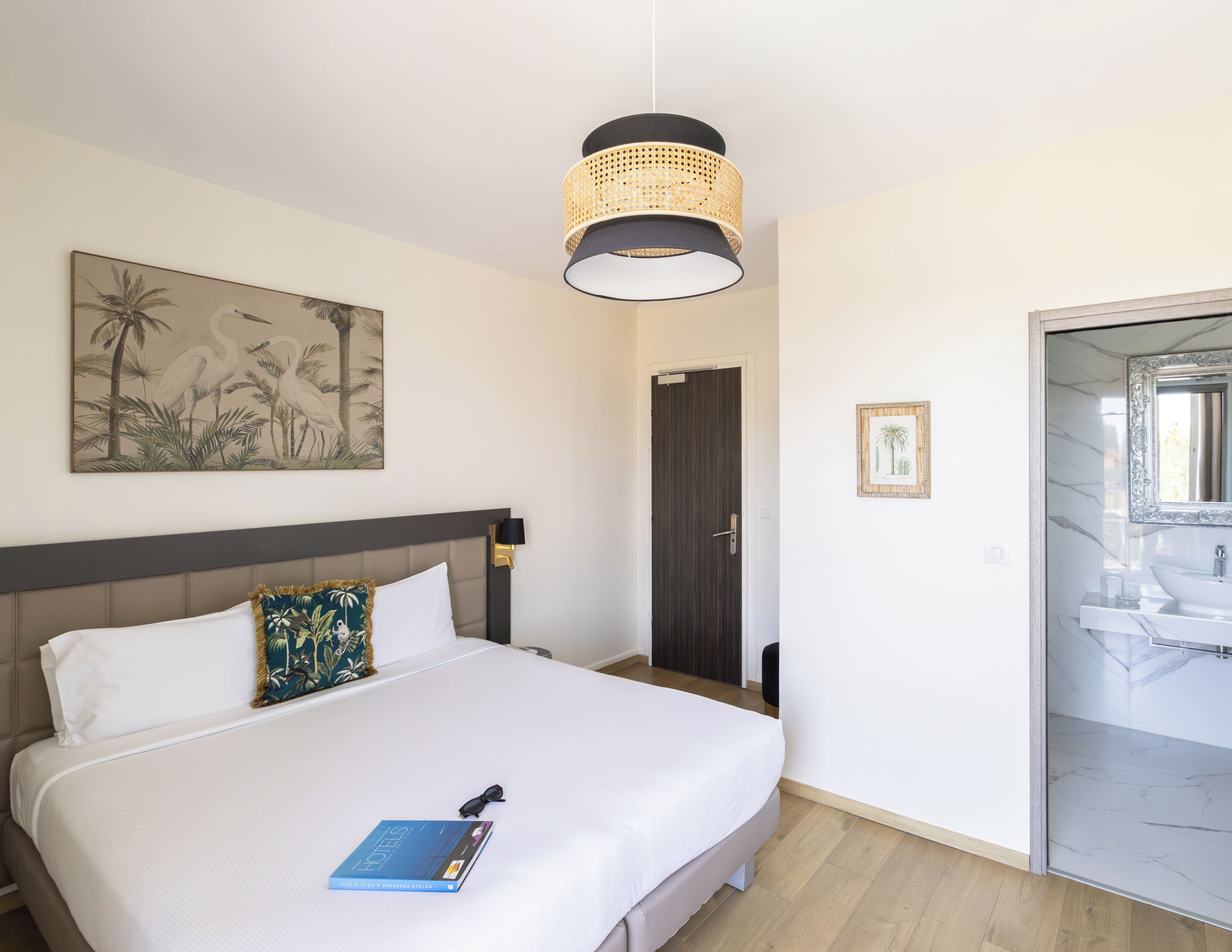Doppia Comfort, balcone | Minibar, una cassaforte in camera, Wi-Fi gratuito