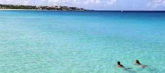Carimar Beach Club