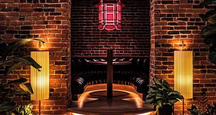Hotel Nelligan