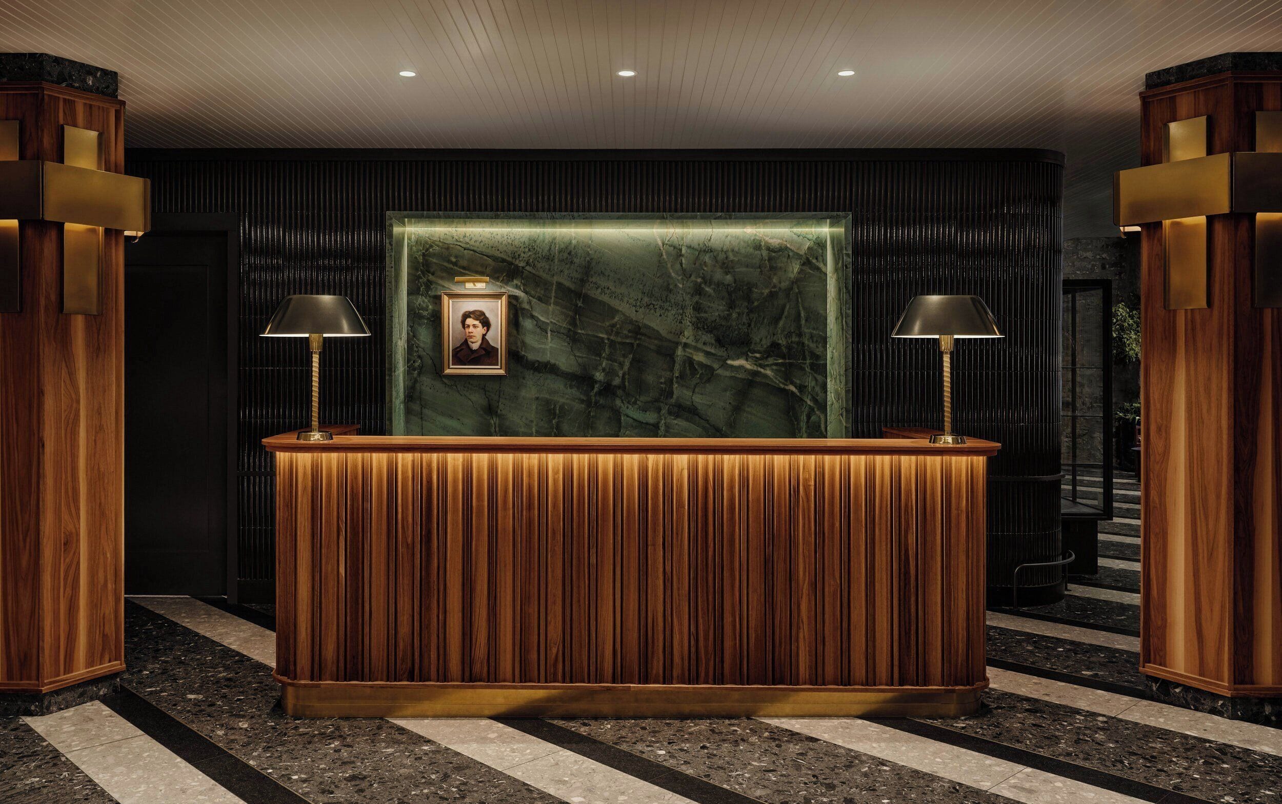 Cocktail bar