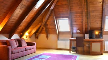 Suíte júnior, banheira de hidromassagem | Vista do quarto