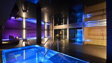 Tweepersoonskamer (Spa Access) | 1 slaapkamer, een kluis op de kamer, een bureau, gratis babybedden