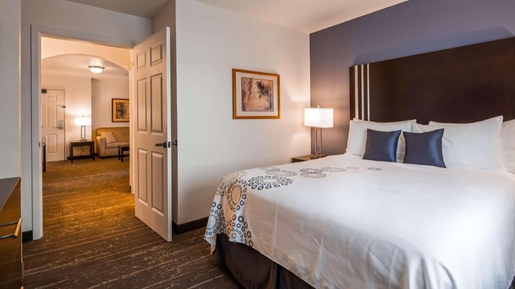 Premium bedding, pillowtop beds, desk, laptop workspace