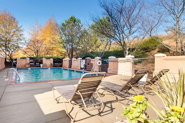 Seasonal outdoor pool