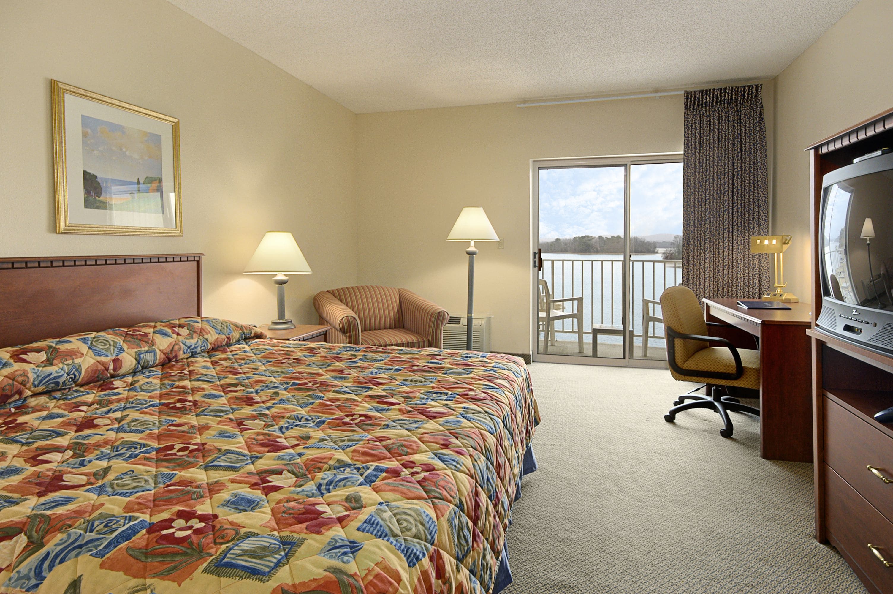 Desk, iron/ironing board, free cots/infant beds, free WiFi