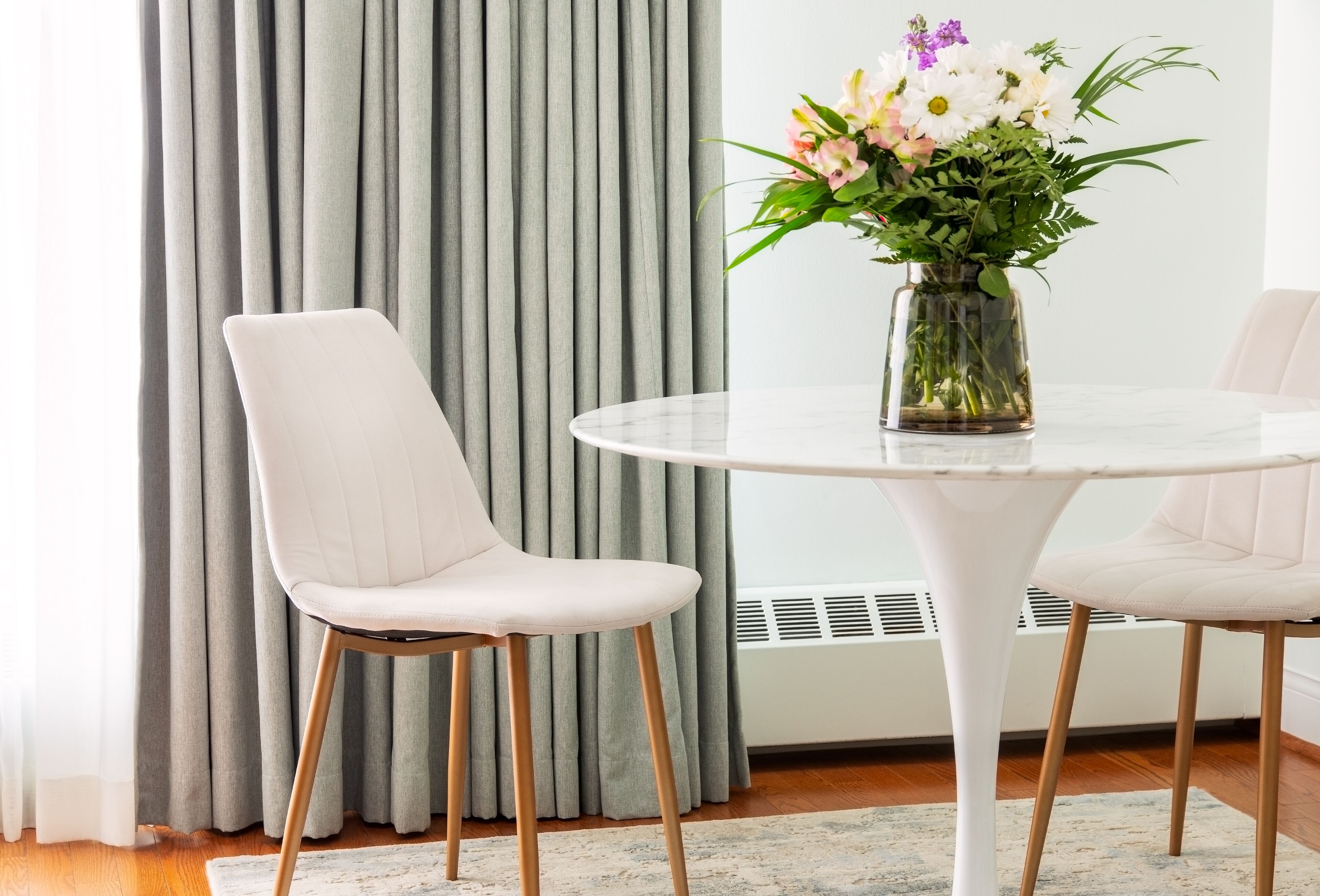 2 bedroom residence suite | in-room dining