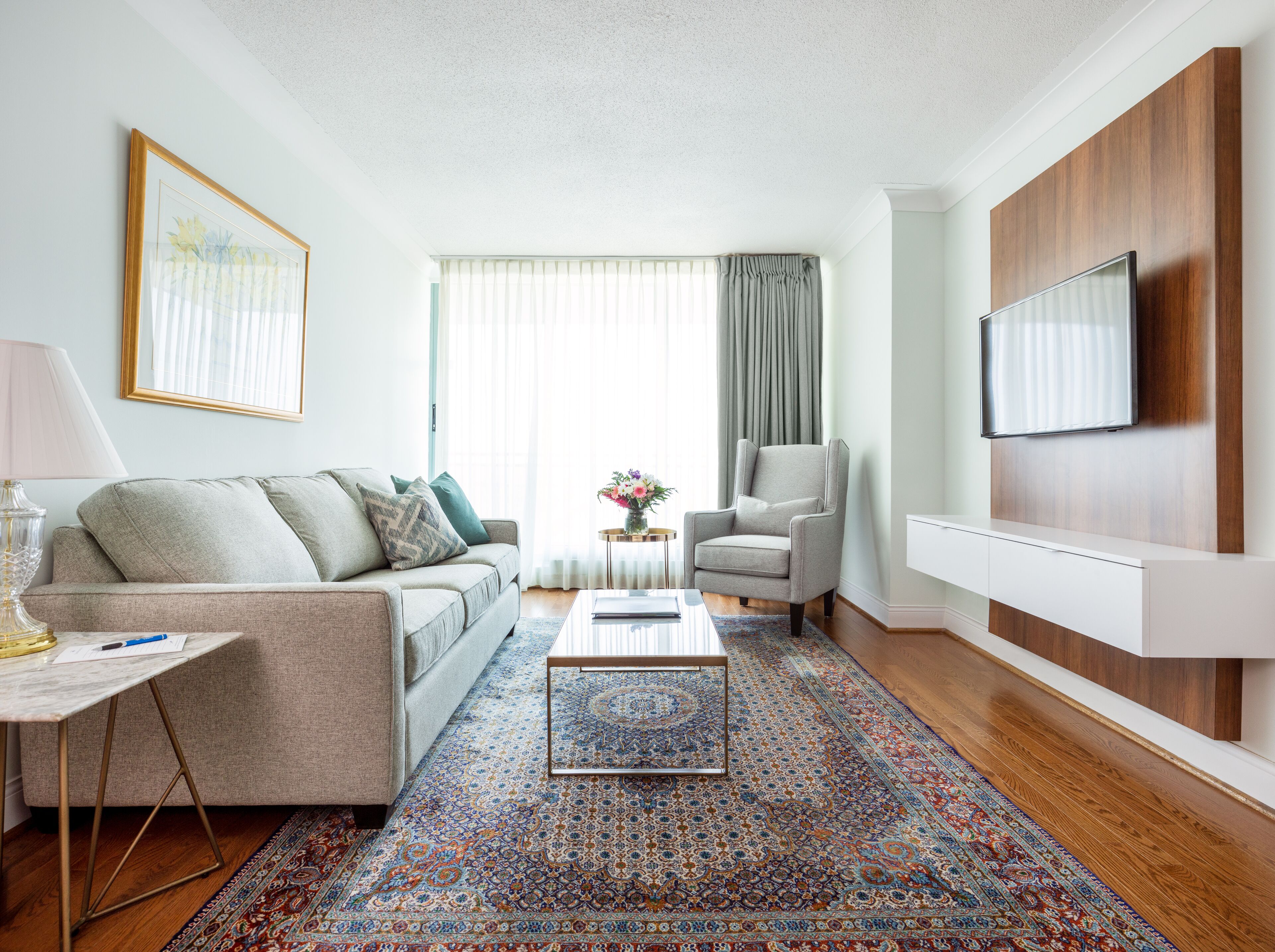 suite, 1 bedroom | premium bedding, down duvets, minibar, in-room safe