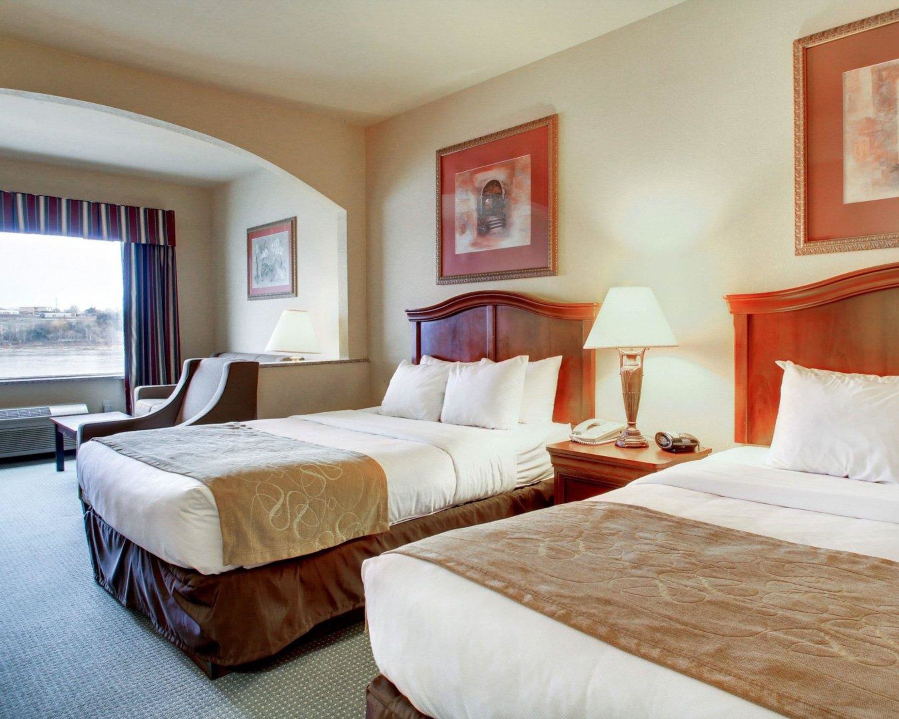 individually decorated, individually furnished, desk, laptop workspace