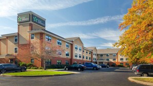 Exterior - Extended Stay America Suites Hartford Meriden (Meriden)