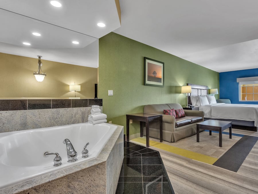 Desk, iron/ironing board, cots/infant beds, rollaway beds