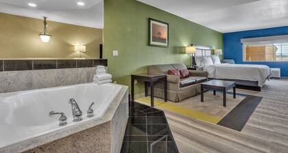 Holiday Inn Express Hotel & Suites El Centro by IHG