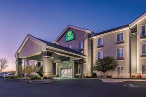 Unclassified image, 3 of 42, button - La Quinta Inn & Suites by Wyndham Moscow Pullman (Moscow)