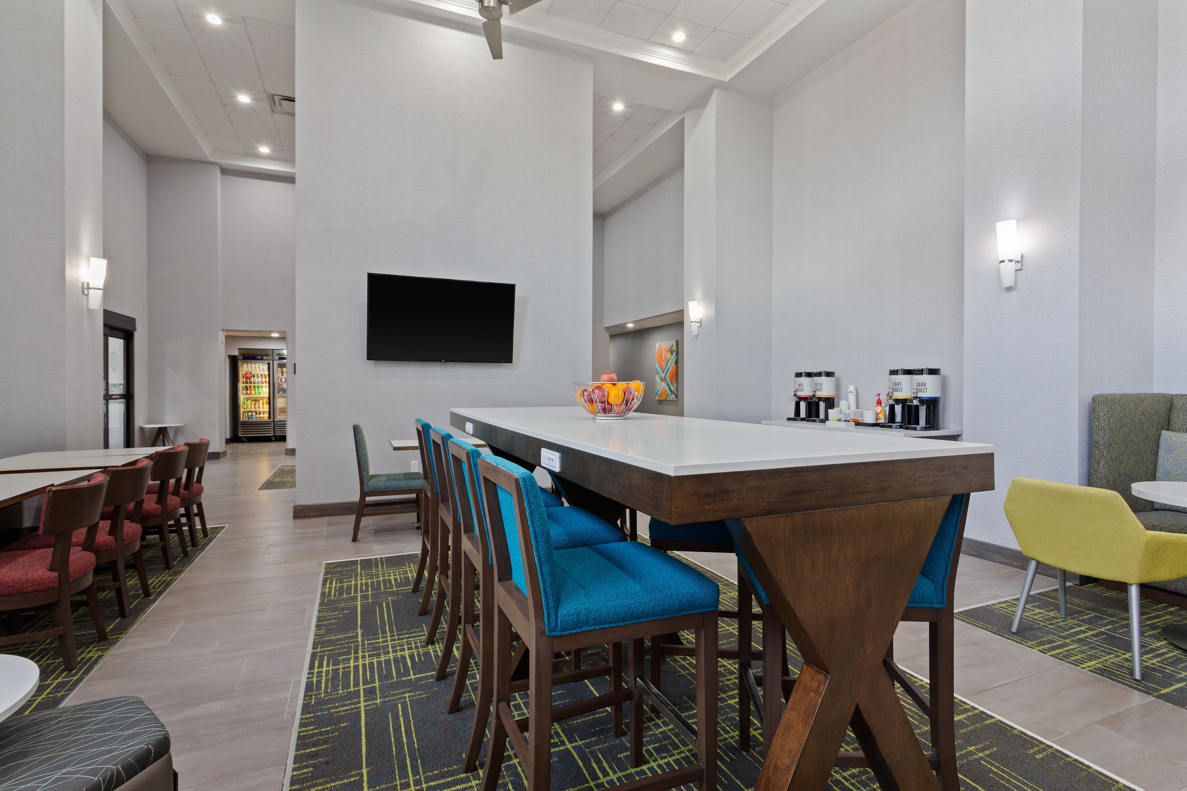 Photo - Hampton Inn & Suites Orlando International Drive North