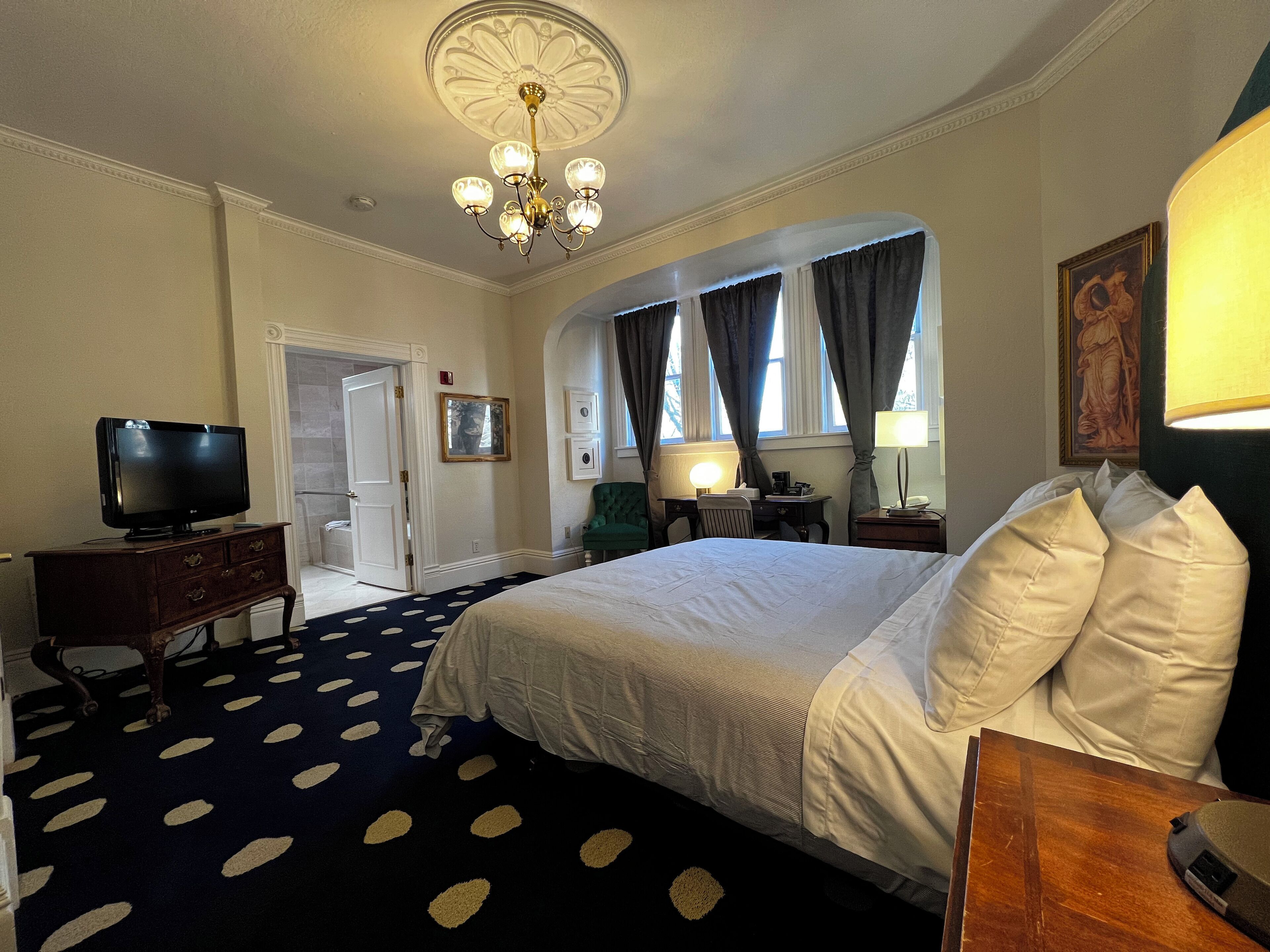 king ada | individually decorated, desk, iron/ironing board, free wifi