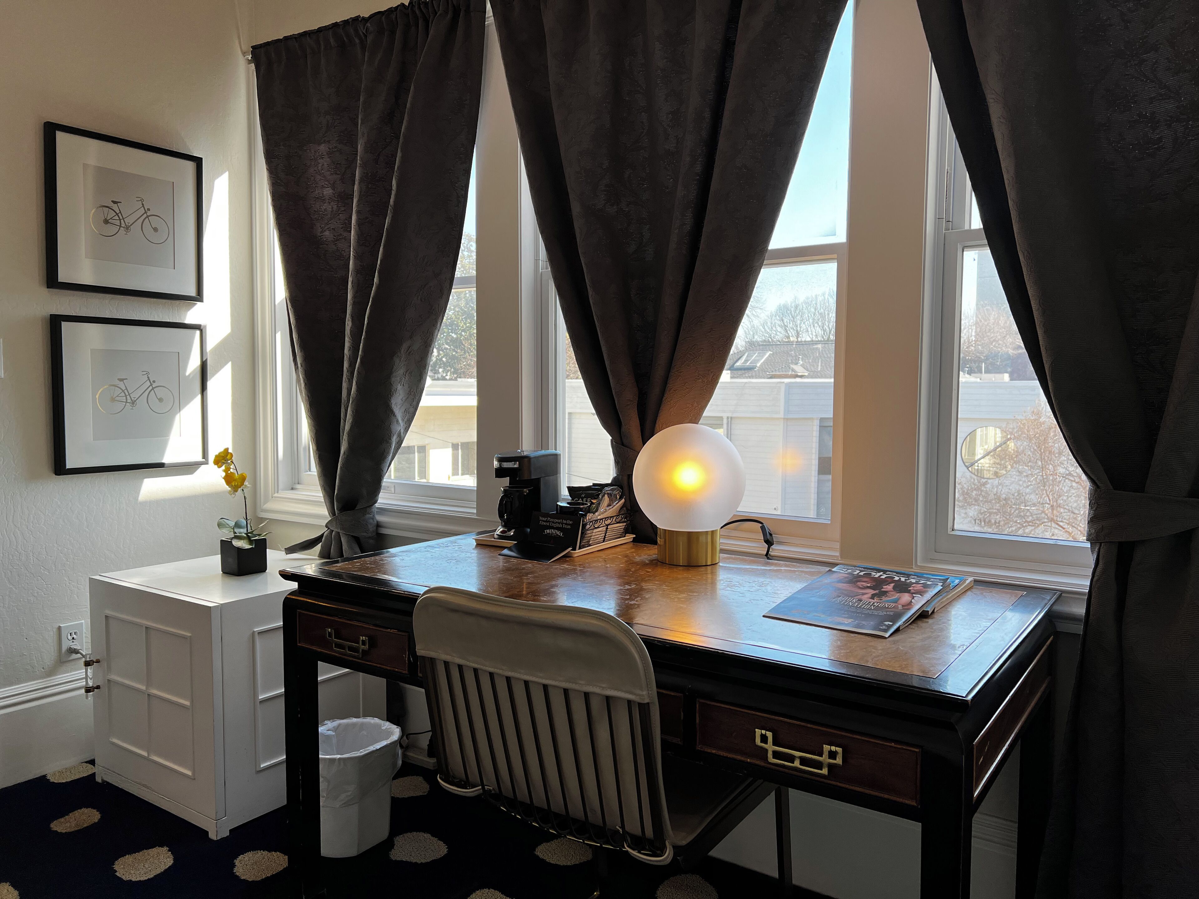 deluxe king | individually decorated, desk, iron/ironing board, free wifi